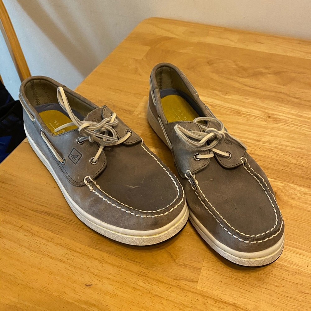 Men’s Sperry shoes